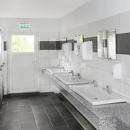 Orange Schindelbacherhof * Spielberg Bei Knittelfeld