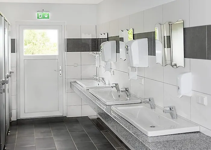 Orange Schindelbacherhof * Spielberg Bei Knittelfeld