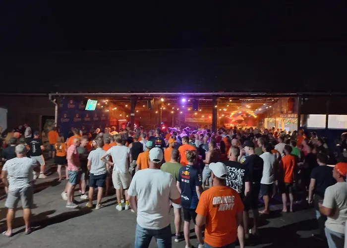 Orange Schindelbacherhof